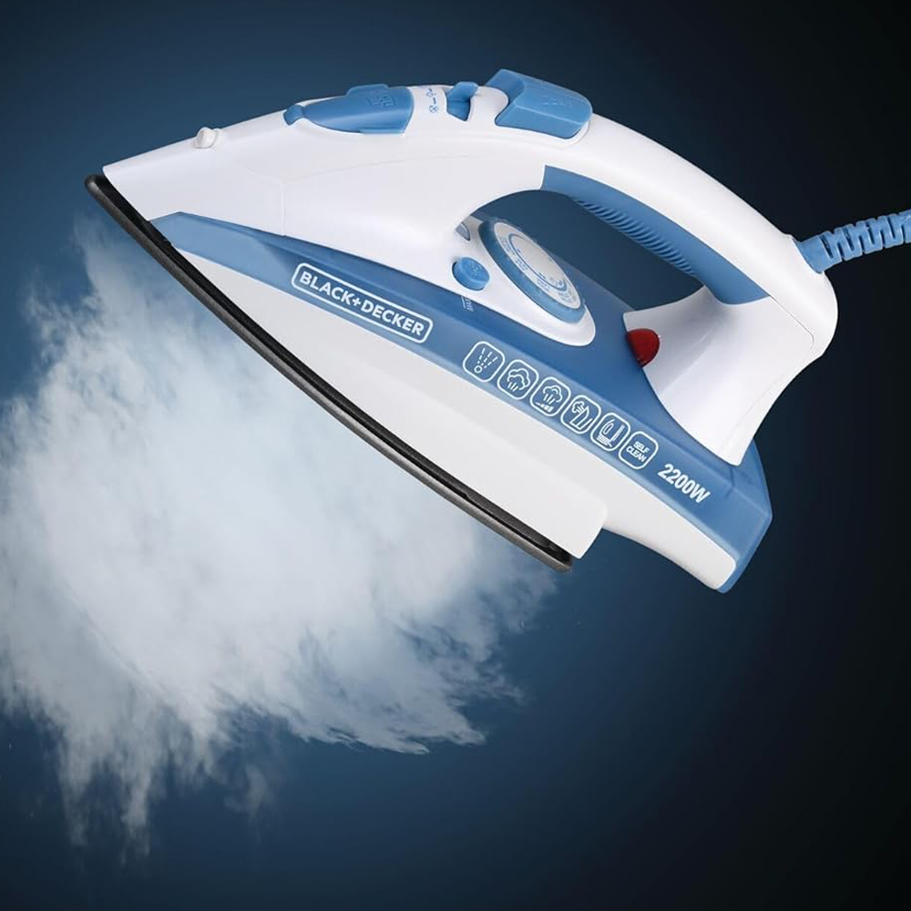 STEAM IRON - BLACK & DECKER