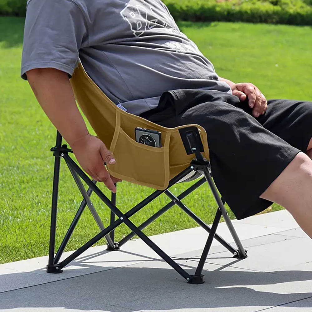 FOLDABLE CHAIR
